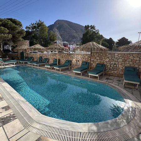 Santa Magia Hotel Kamári Екстериор снимка